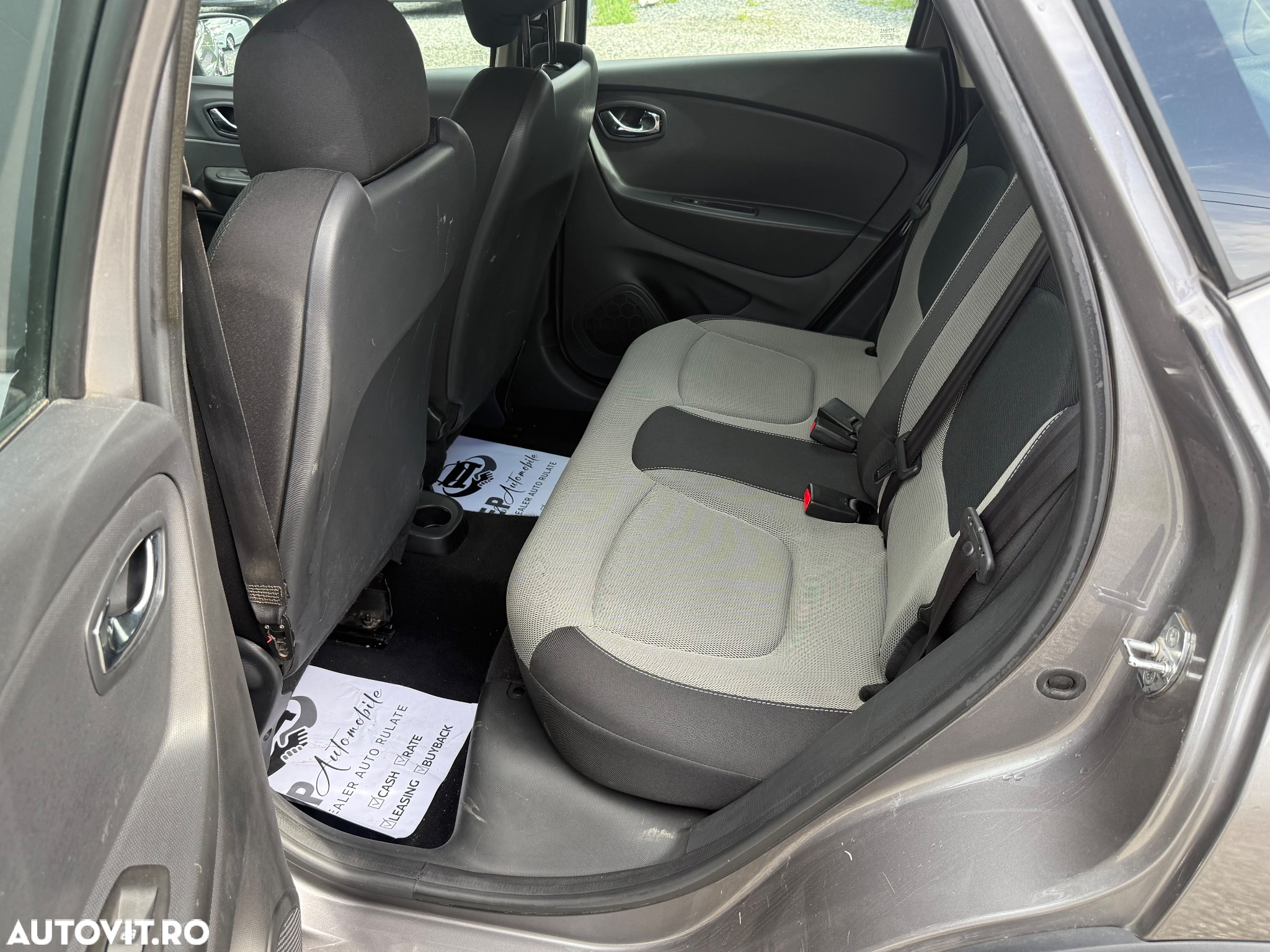 Renault Captur TCe 100 Zen - 14