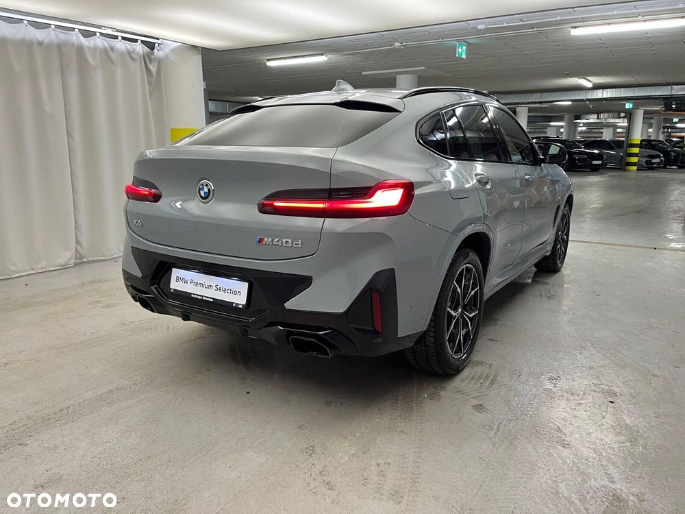 BMW X4 - 11