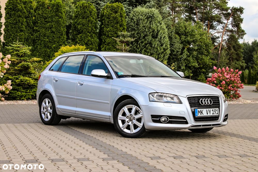 Audi A3 Sportback 2.0 TDI DPF (DSG) S tronic Ambiente - 10