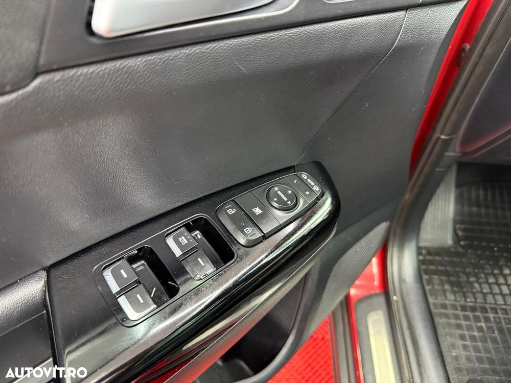 Kia Sportage 2.0 DSL 6AT 4x4 Classic - 24