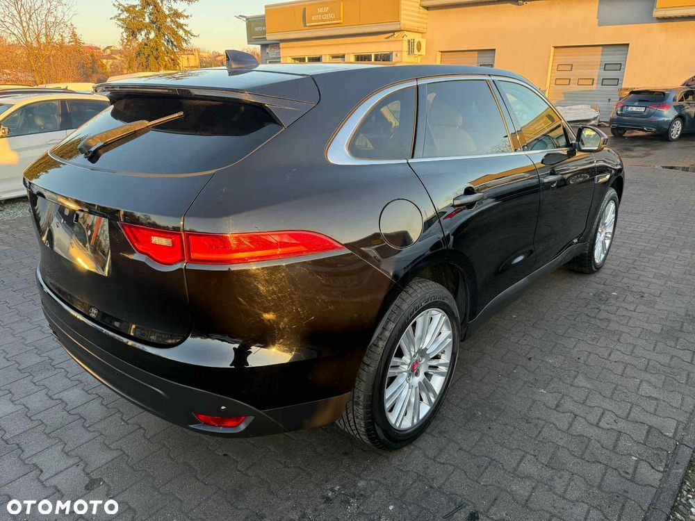 Jaguar F-Pace 20d AWD Pure - 7