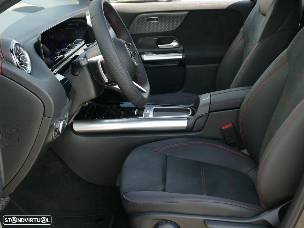 Mercedes-Benz EQA 250+ AMG Line - 31