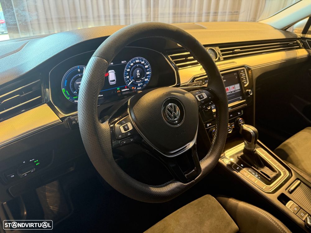VW Passat Variant 1.4 TSI GTE Plug-in - 18