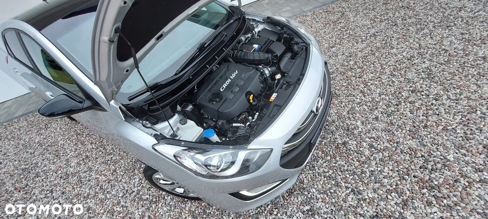 Hyundai i30 1.6 CRDi BlueDrive Comfort - 33