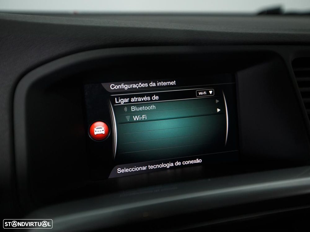 Volvo V60 Cross Country - 17