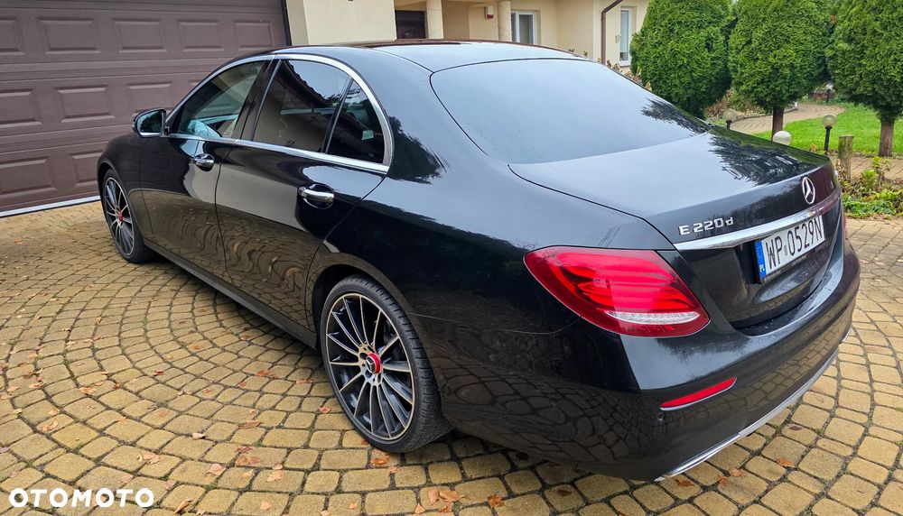 Mercedes-Benz Klasa E 220 d 4-Matic AMG - 7