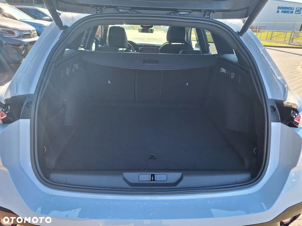 Peugeot 308 1.5 BlueHDi GT Exclusive S&S EAT8 - 13