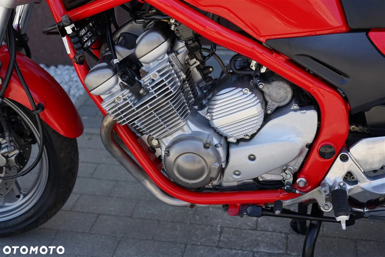 Yamaha XJ - 27