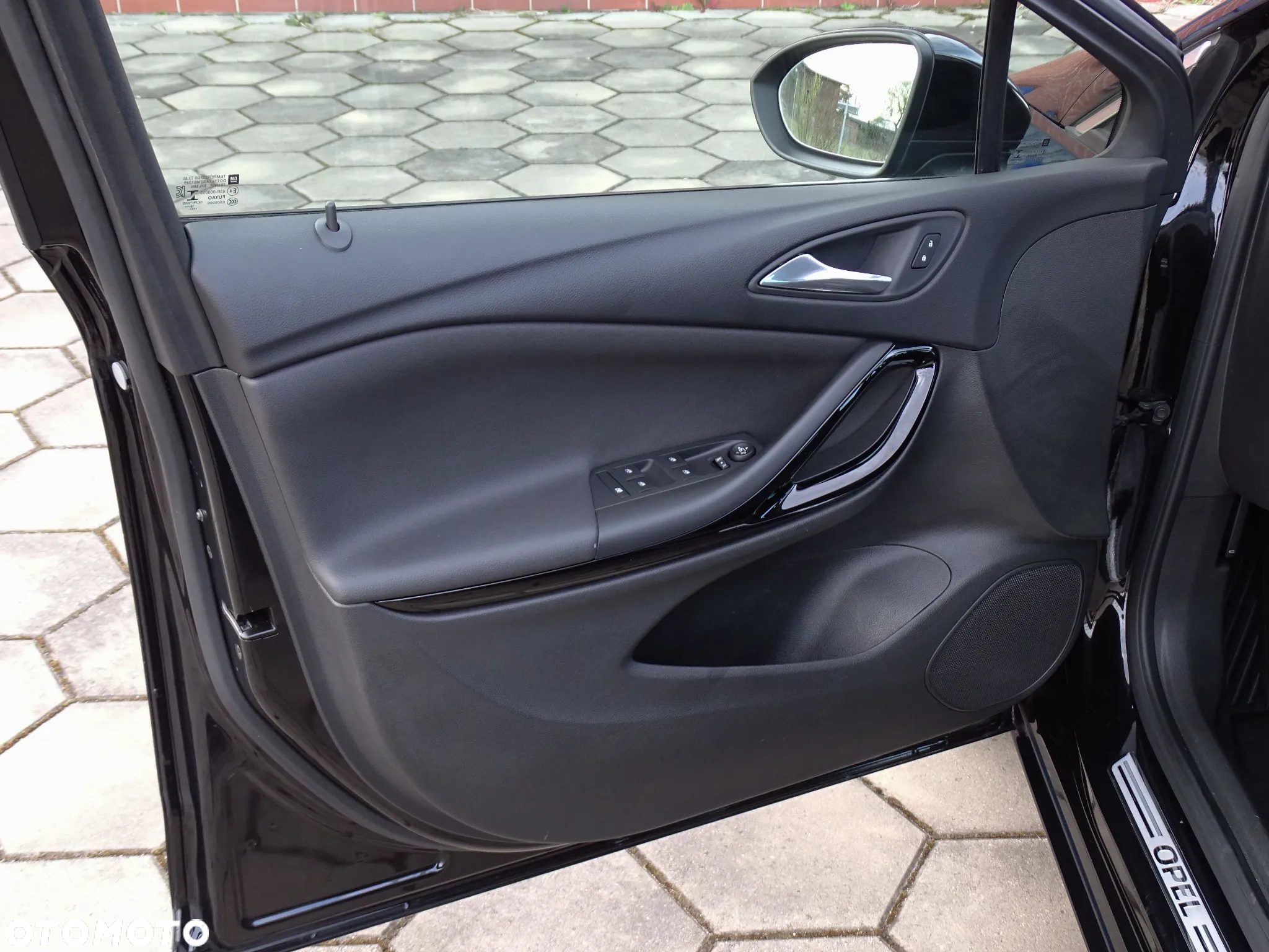 Opel Astra V 1.4 T Dynamic - 17