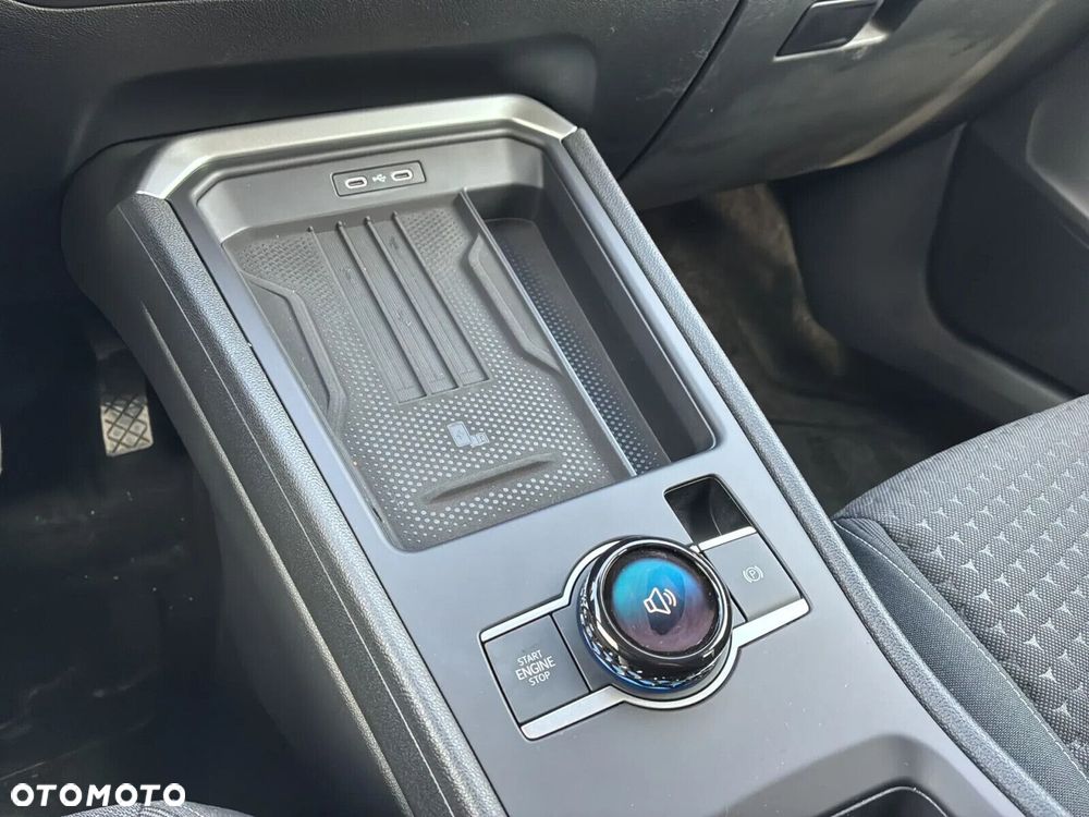 Volkswagen T-Roc - 25