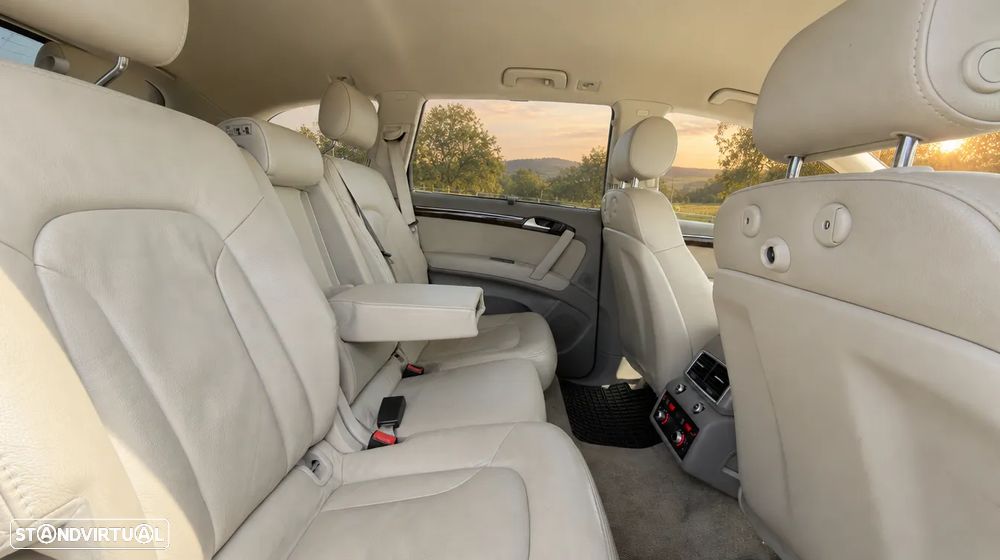 Audi Q7 3.0 V6 TDi quattro Tiptronic - 12
