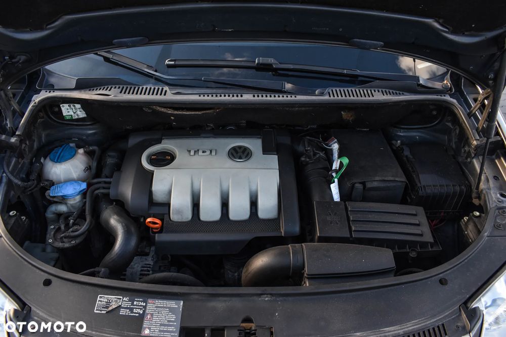 Volkswagen Touran 2.0 TDI DPF Cross - 30