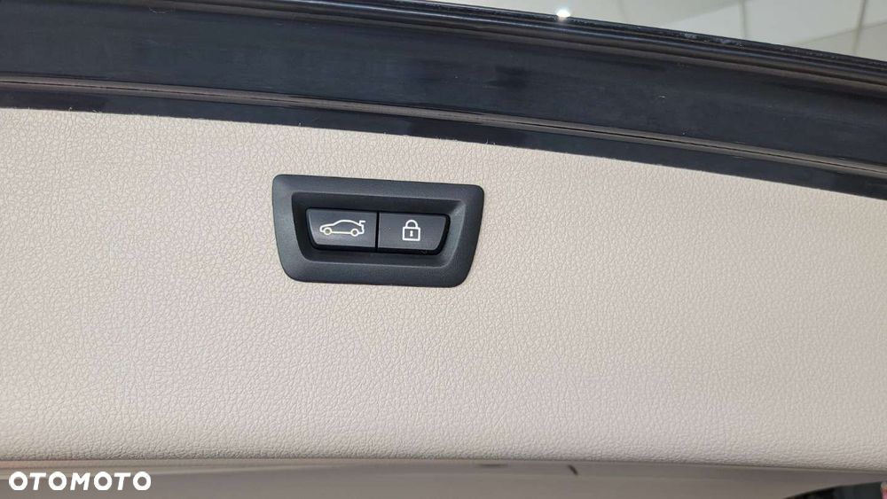 BMW Seria 3 - 25