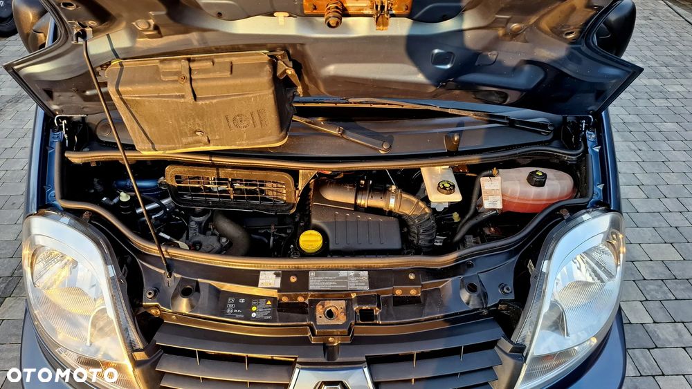 Renault Trafic L1H1 Passenger Lux - 28