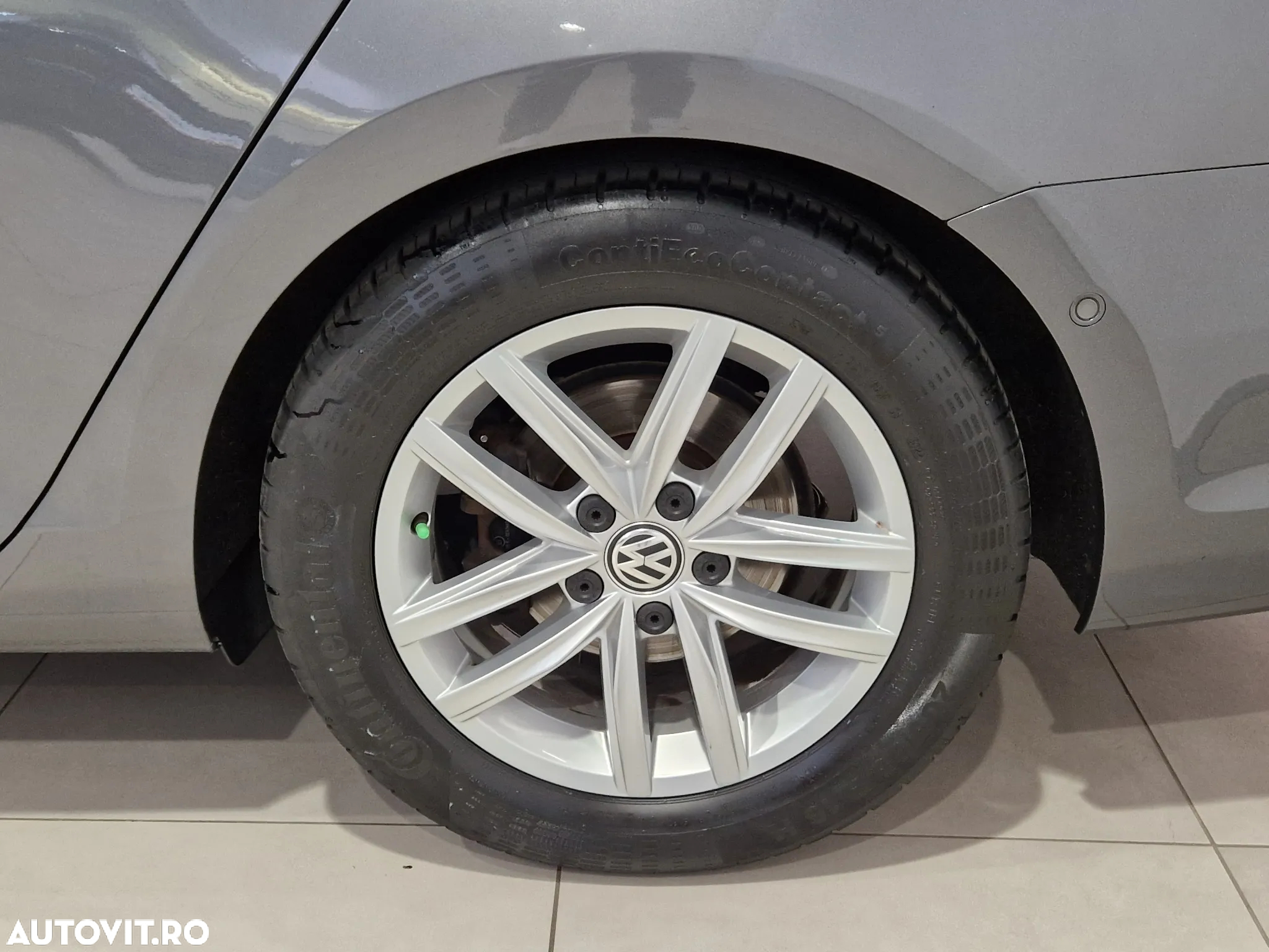 Volkswagen Golf 2.0 TDI DSG Highline - 10