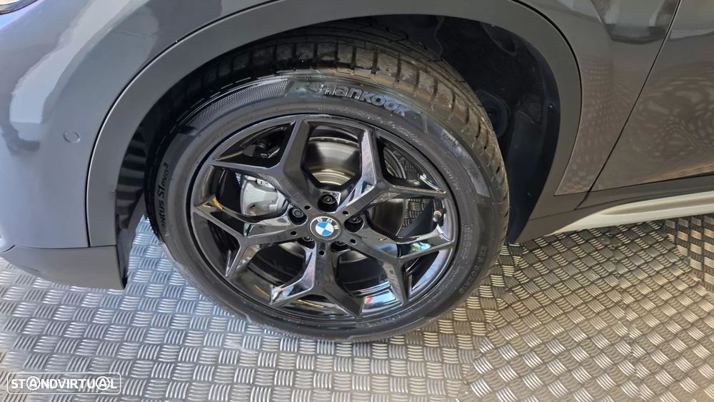 BMW X1 16 d sDrive Line xLine - 32