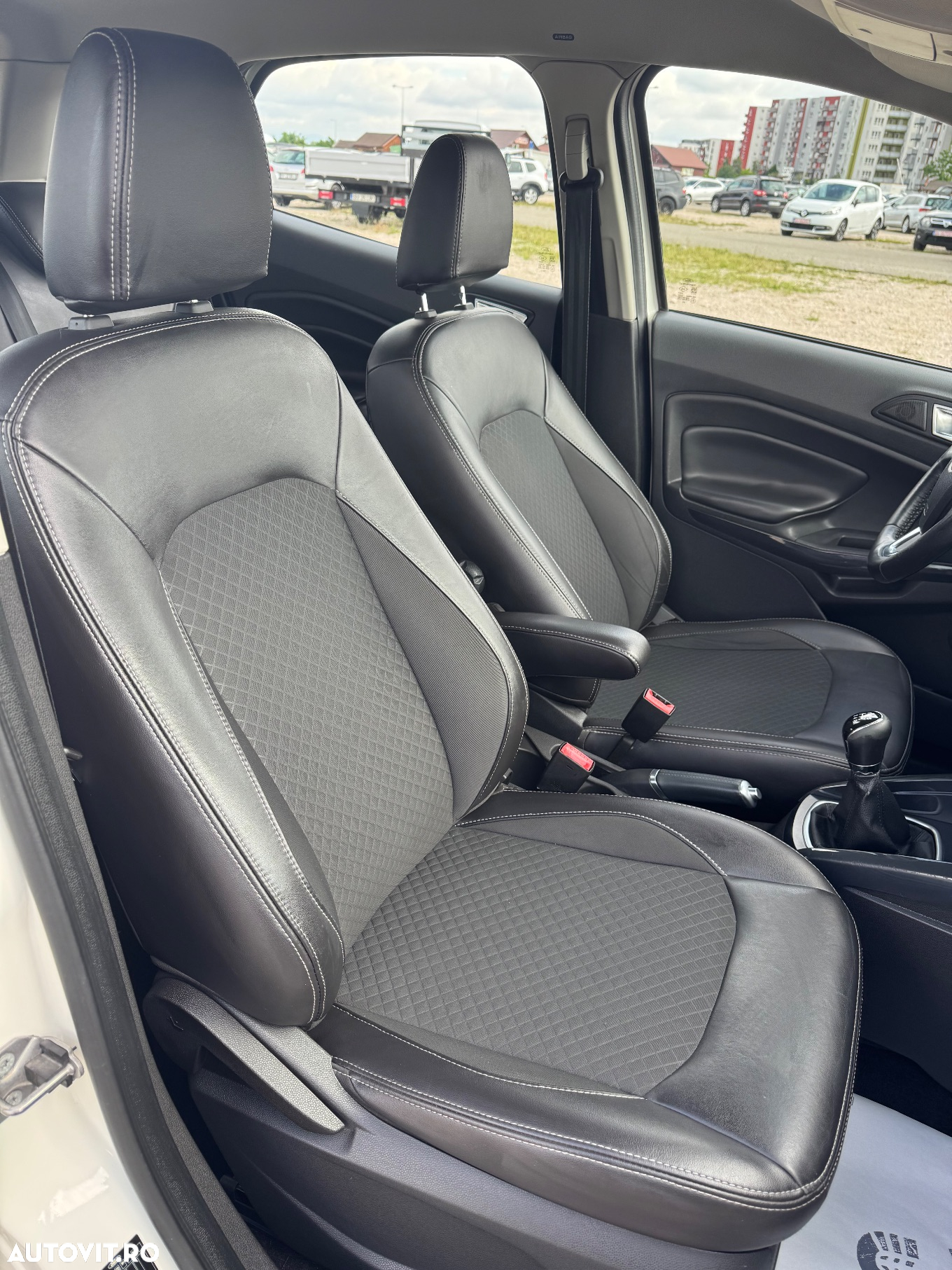 Ford EcoSport 1.5 EcoBlue TITANIUM - 11