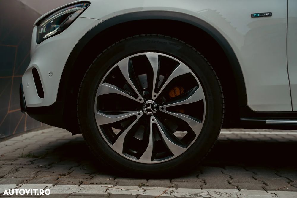 Mercedes-Benz GLC 300 e 4MATIC - 15