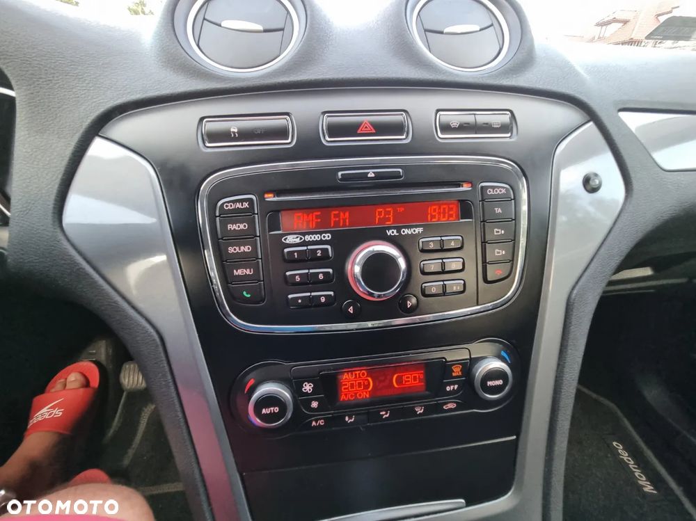 Ford Mondeo 1.6 TDCi Ambiente - 27