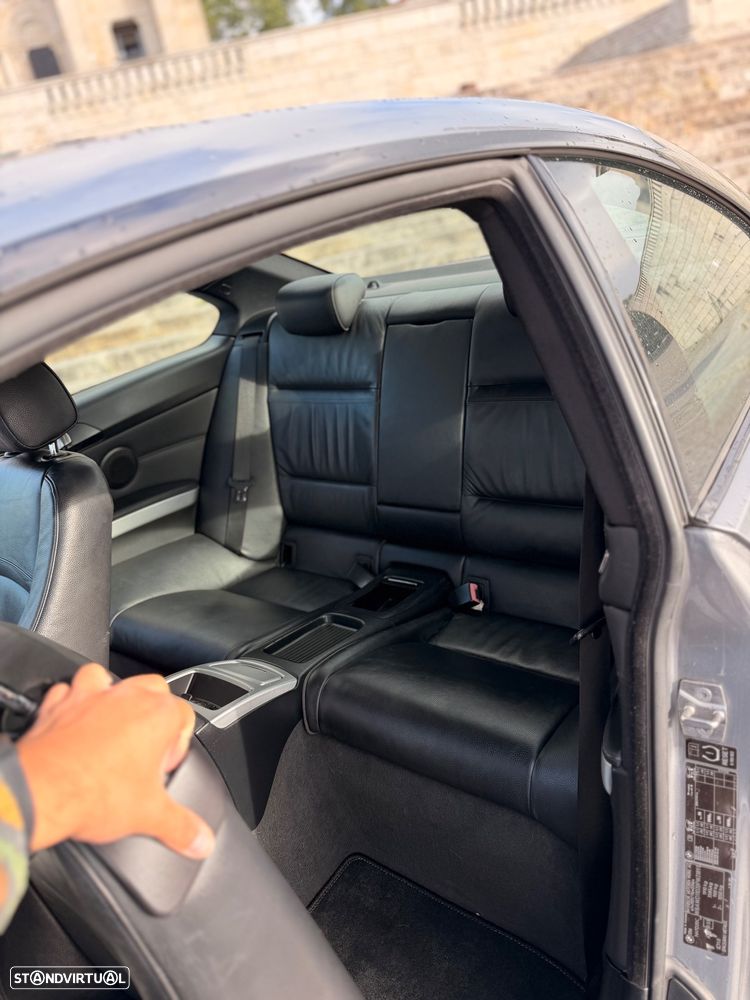 BMW 320 d Coupe - 17