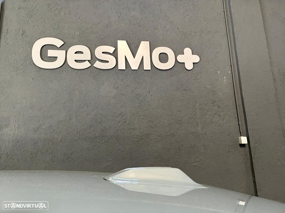 BMW i4 eDrive40 Pack Desportivo M - 10