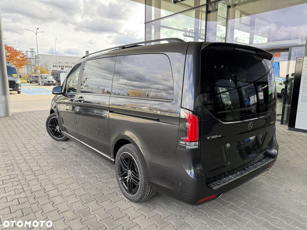 Mercedes-Benz Klasa V - 10