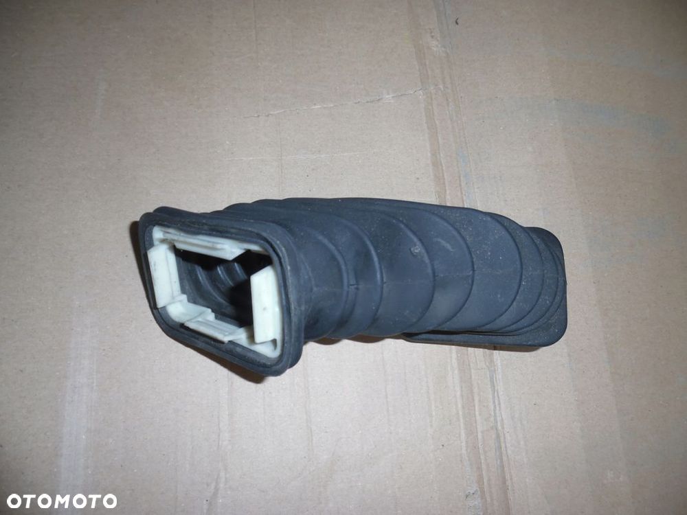 VW T5 04- OSŁONA WIĄZKI PRZEWODÓW DRZWI PRZEDNICH - 3