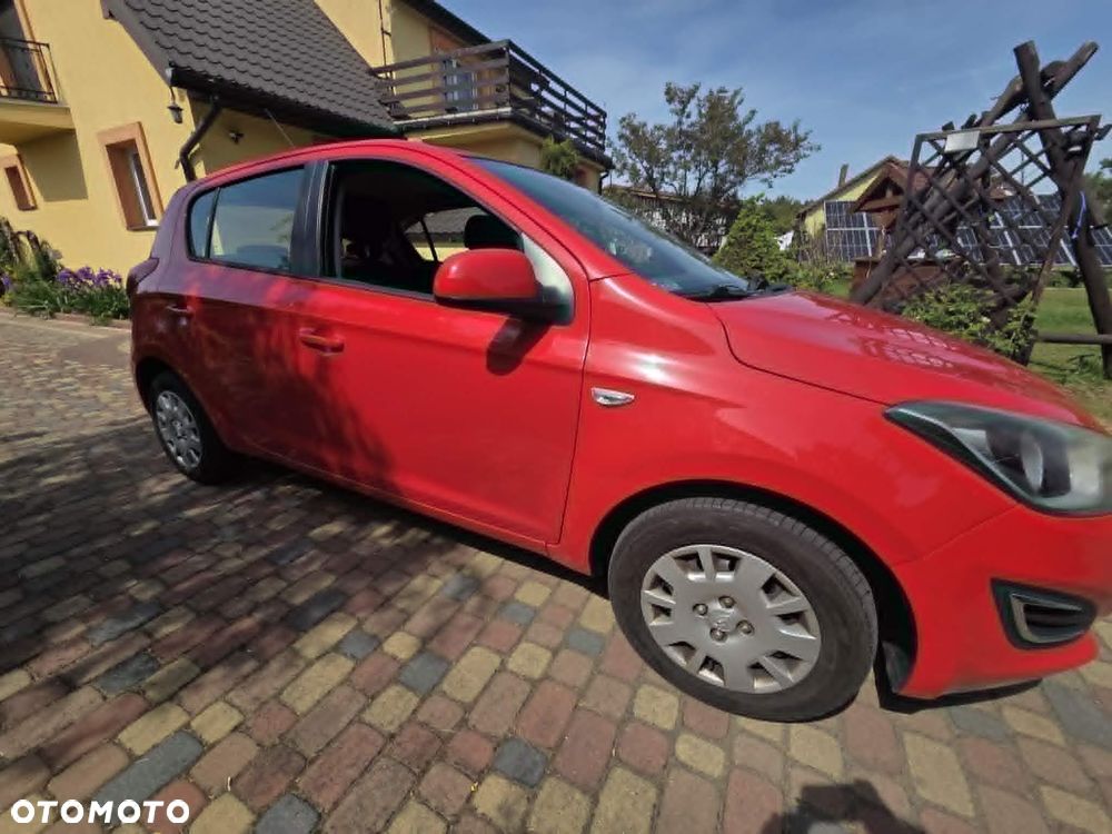 Hyundai i20 1.1 CRDi - 8