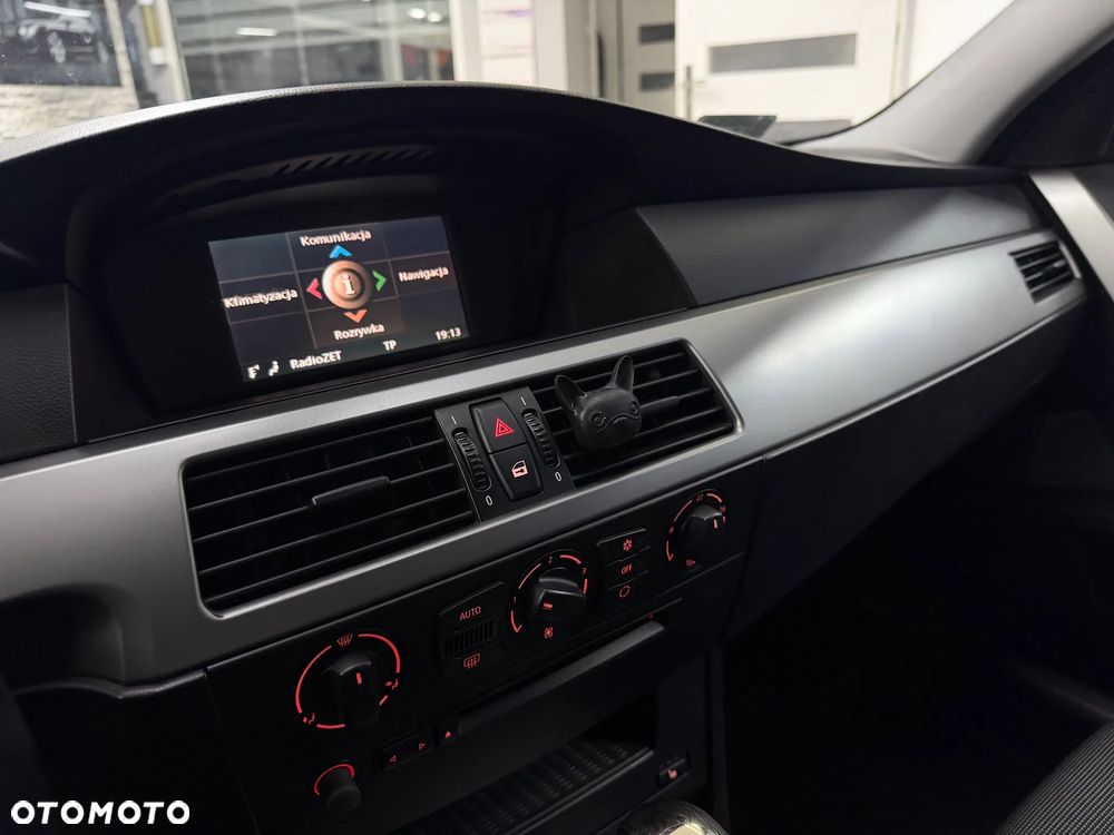 BMW Seria 5 - 36