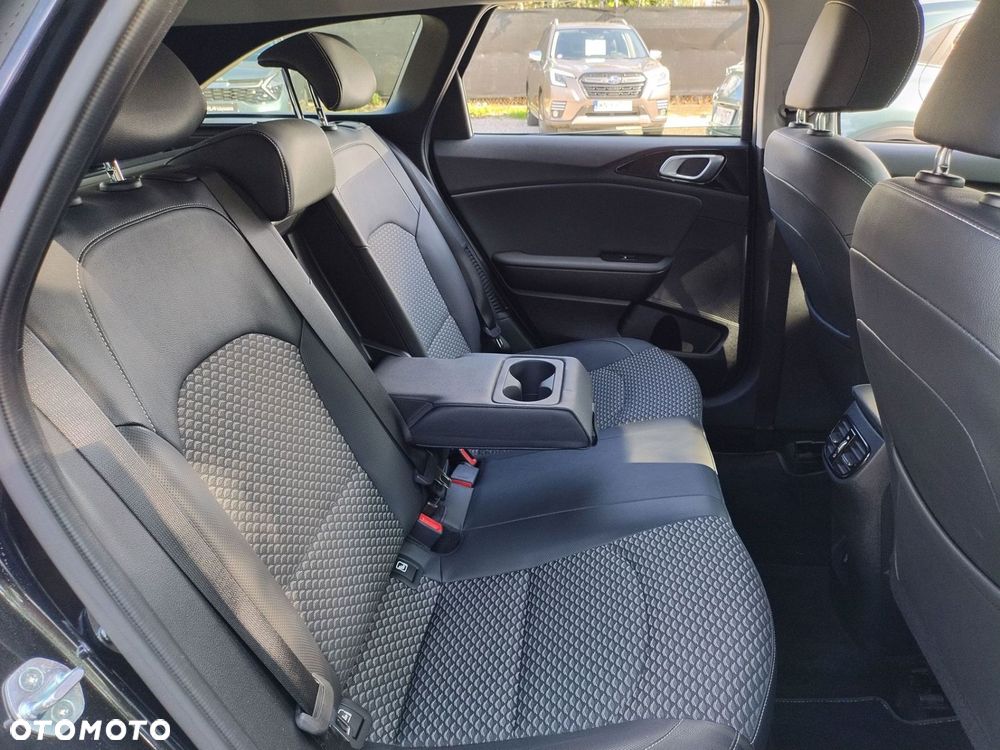Kia Ceed 1.6 GDI PHEV Business Line DCT - 20
