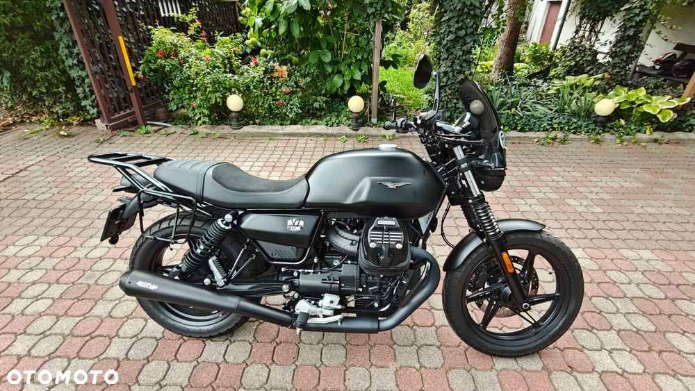Moto Guzzi V7 - 30