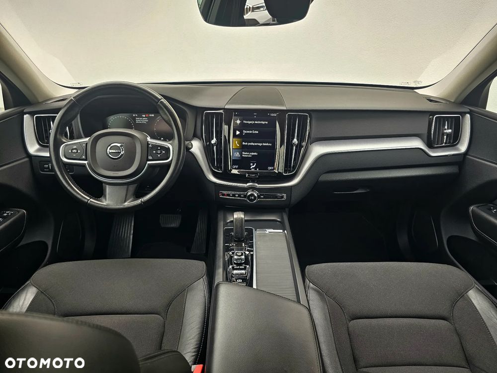 Volvo XC 60 B4 D Geartronic Momentum - 21