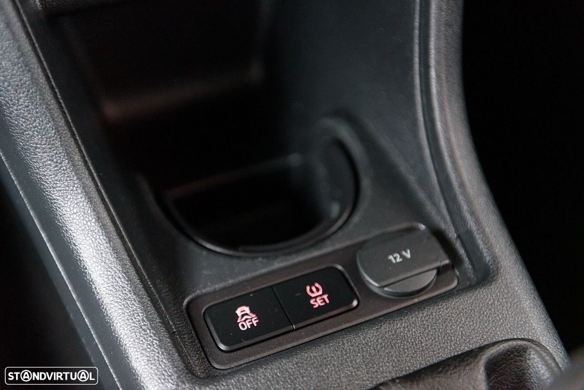 VW Up! 1.0 Move - 38