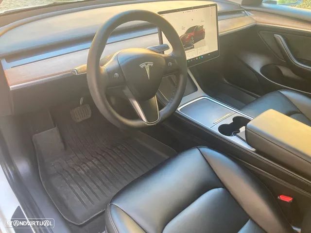Tesla Model 3 Long Range Tração Traseira - 13