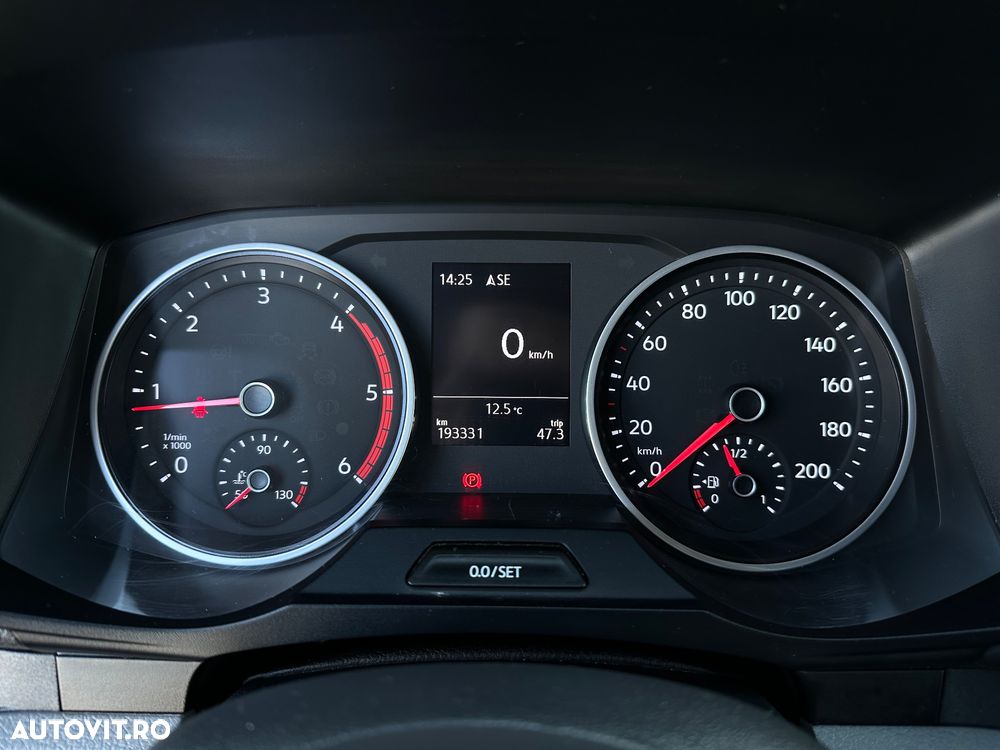 Volkswagen Crafter - 14