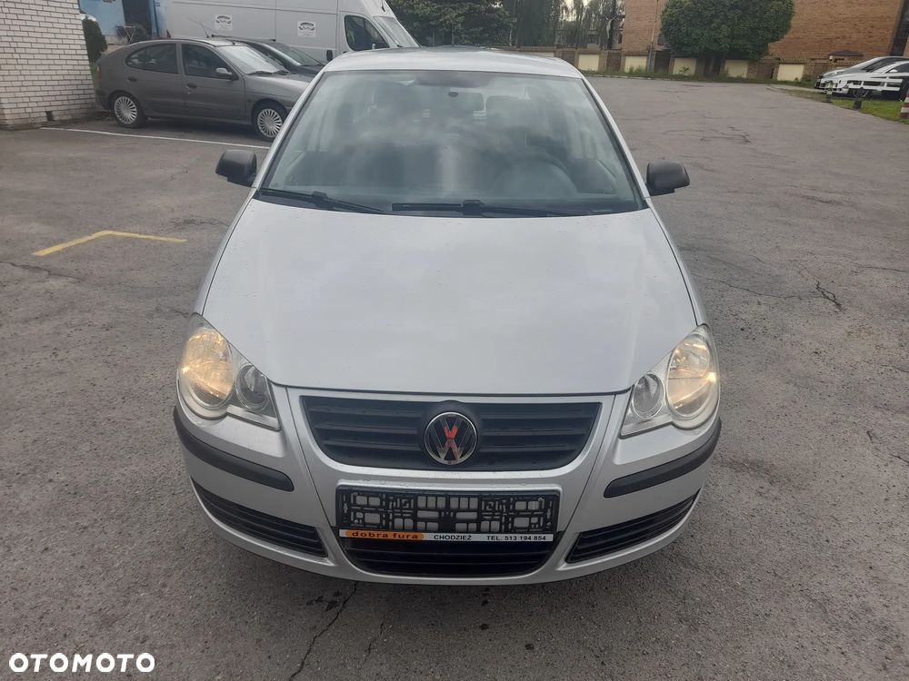 Volkswagen Polo 1.2 Entry - 1
