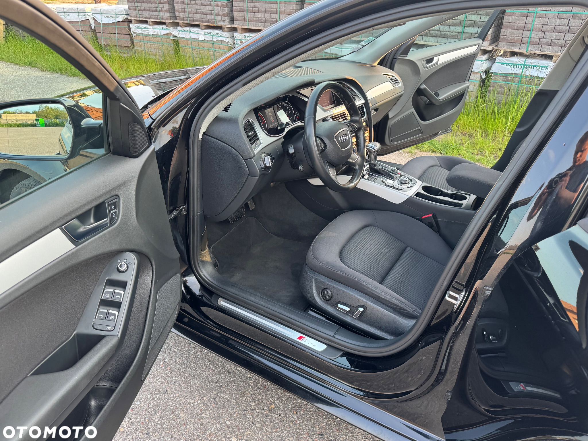 Audi A4 Avant 2.0 TDI DPF clean diesel multitronic S line Sportpaket - 28