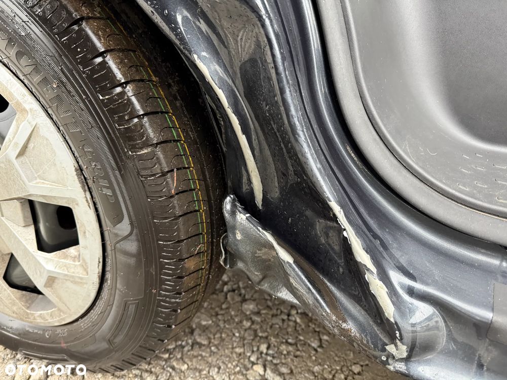 Renault Trafic 2.0 dCi - 19