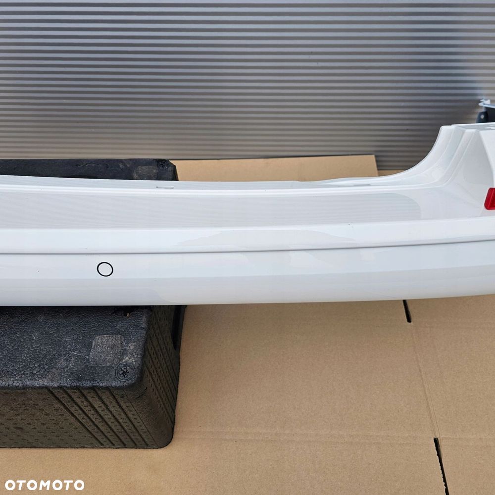 VW T6 zderzak tył biały LB9A PDC IDEALNY - 5