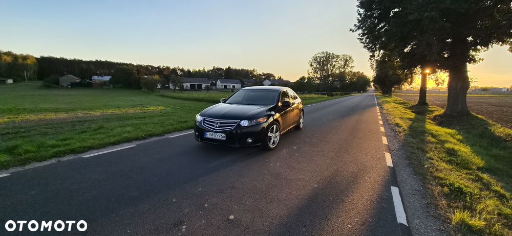 Honda Accord 2008 photo 2