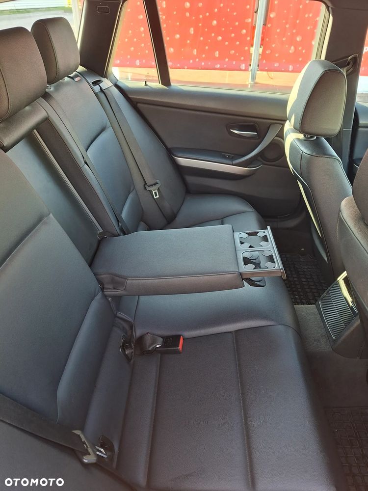 BMW Seria 3 - 21