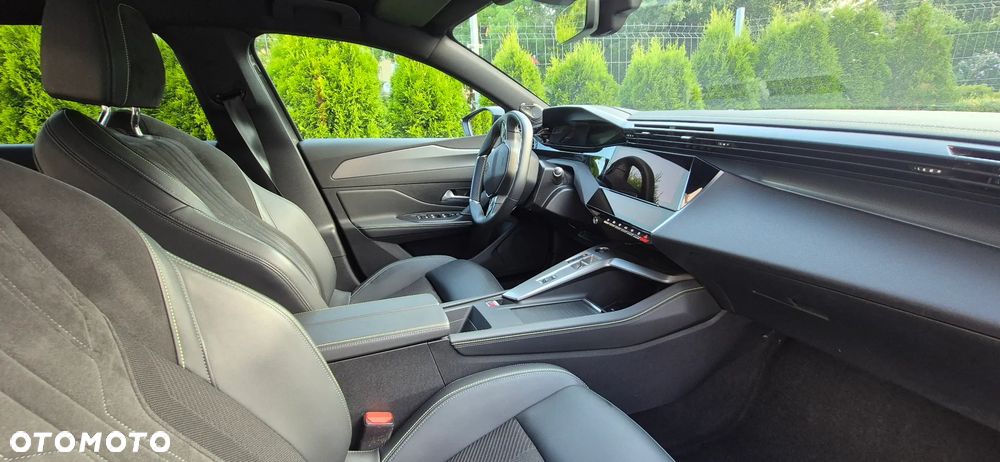 Peugeot 408 1.2 PureTech GT S&S EAT8 - 9