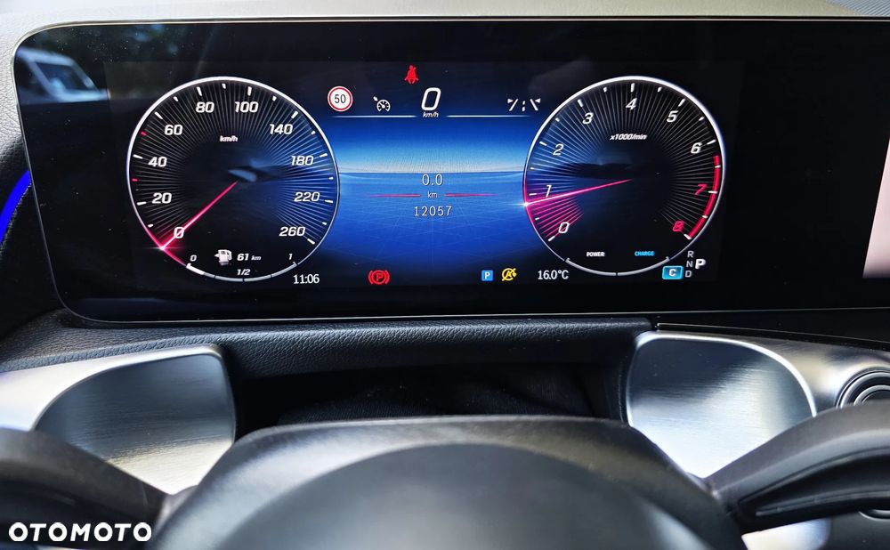 Mercedes-Benz GLB 200 AMG Line 7G-DCT - 25