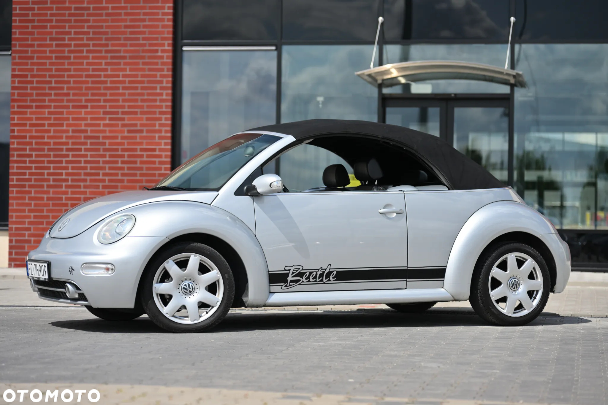 Volkswagen New Beetle Cabriolet 2.0 Freestyle - 33