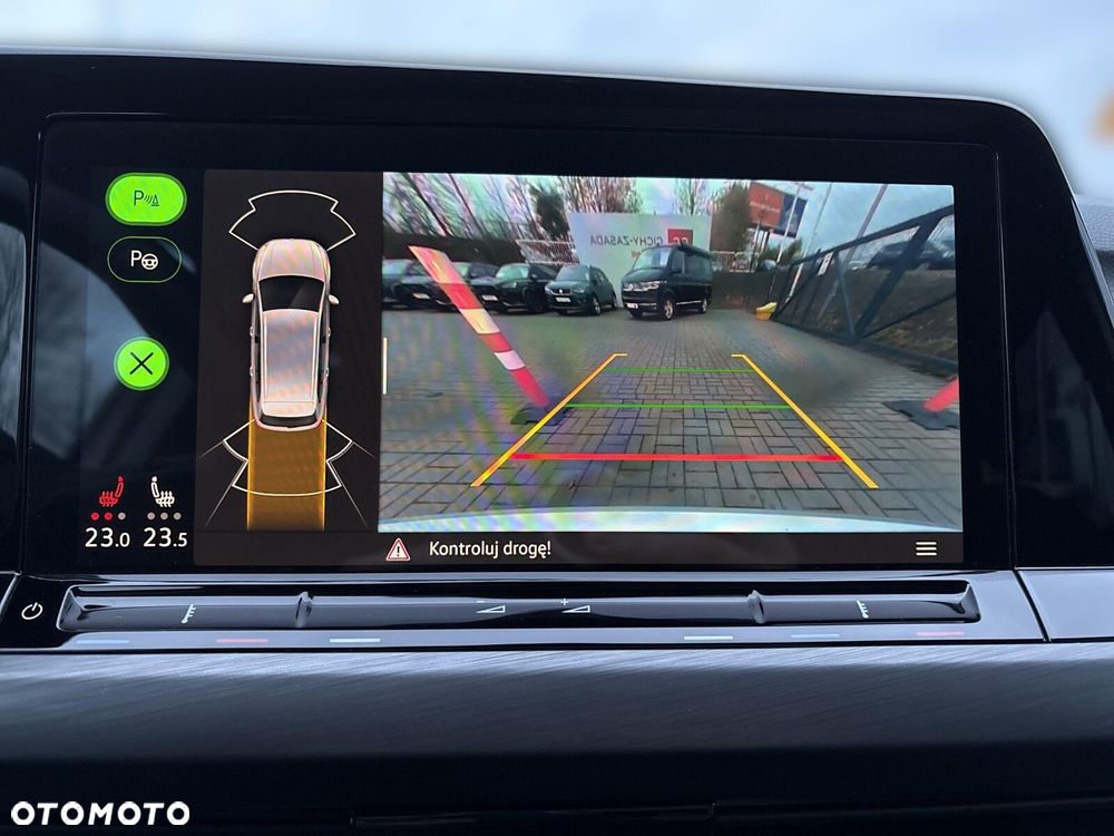 Volkswagen Golf - 27