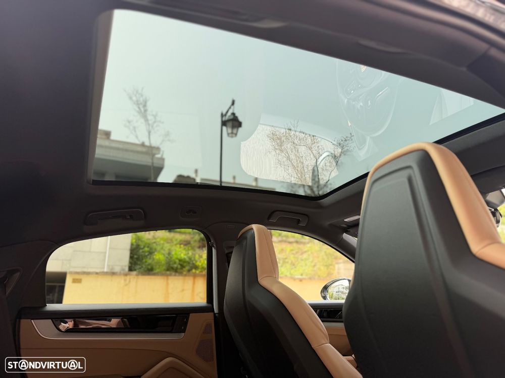 Porsche Cayenne E-Hybrid Tiptronic S - 28