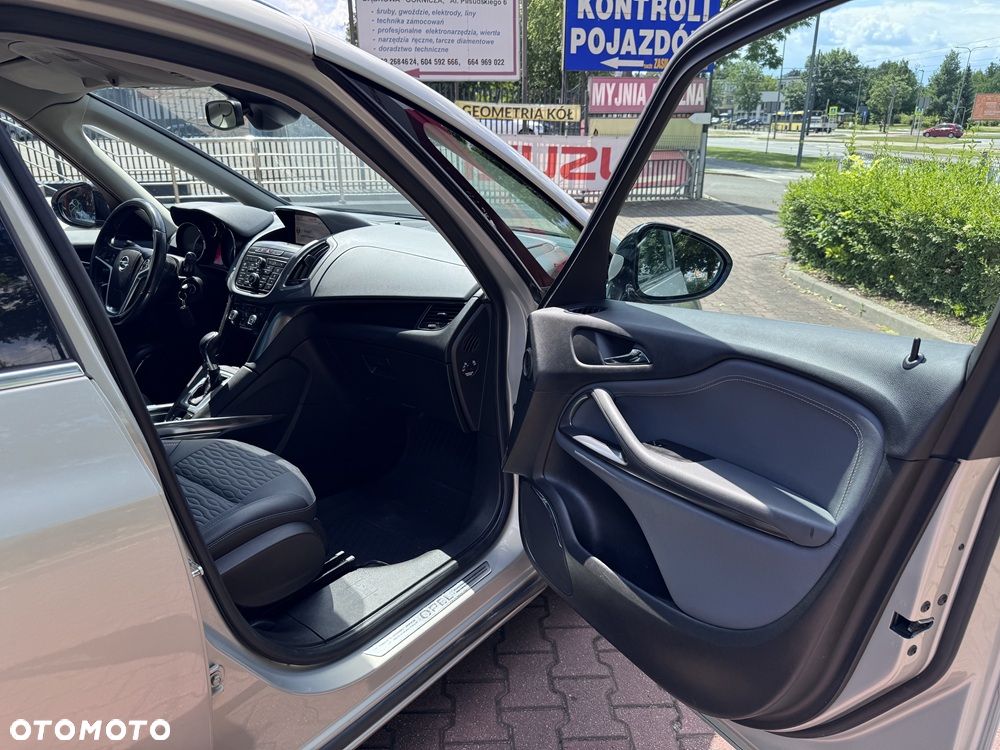 Opel Zafira 2.0 CDTI Cosmo - 21