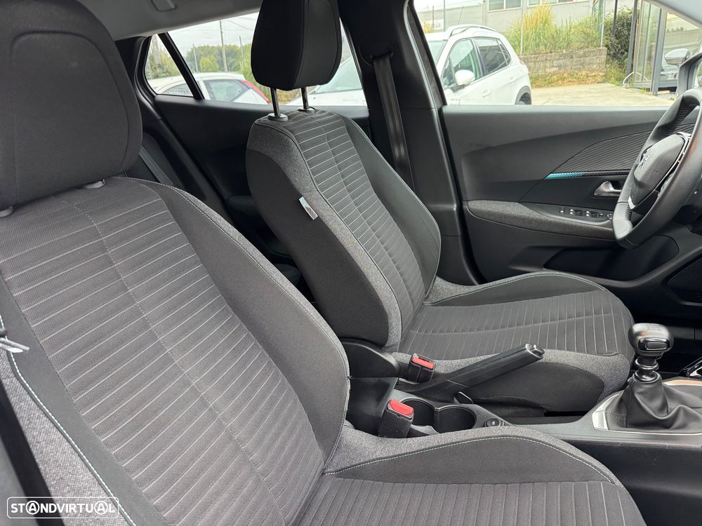 Peugeot 2008 - 18