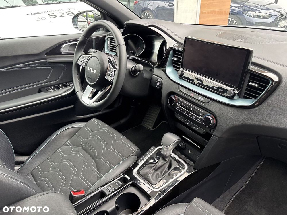 Kia XCeed 1.6 T-GDI Tribute DCT - 15