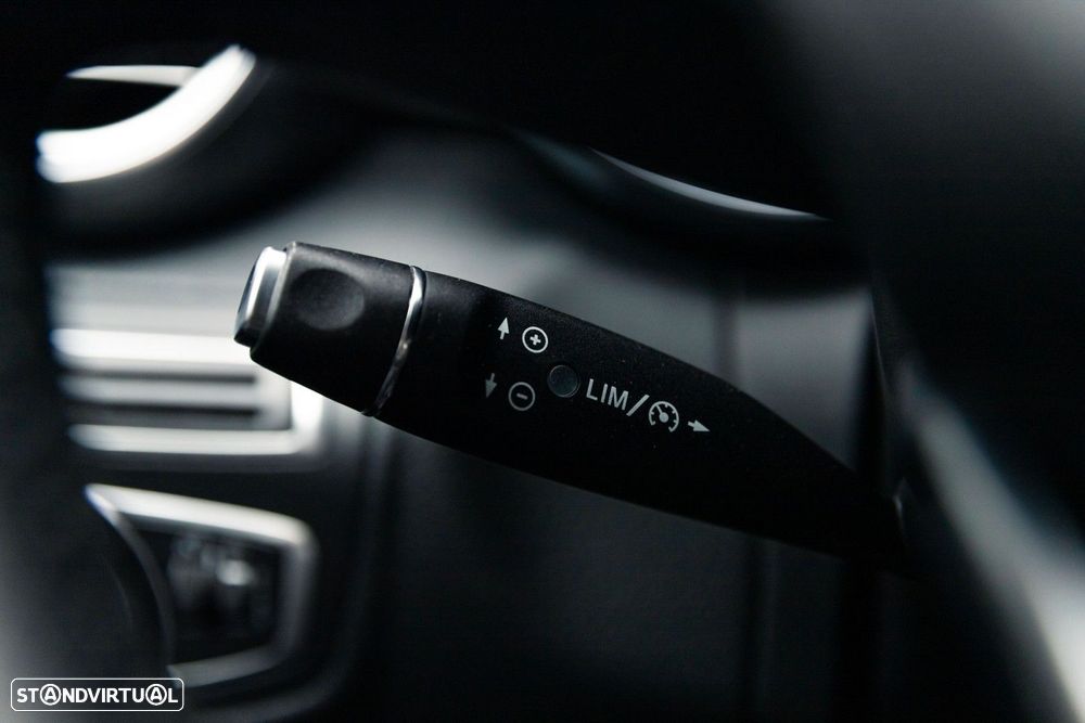 Mercedes-Benz C 180 BlueTEC AMG Line - 29